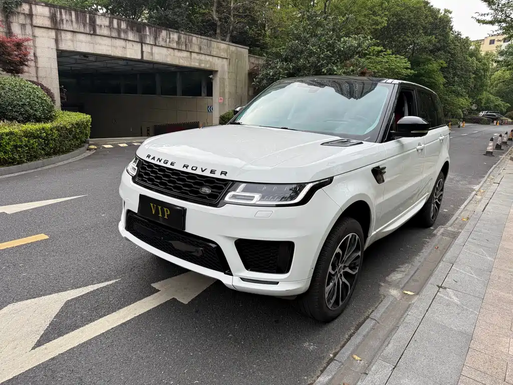 Land Rover Sport 2021