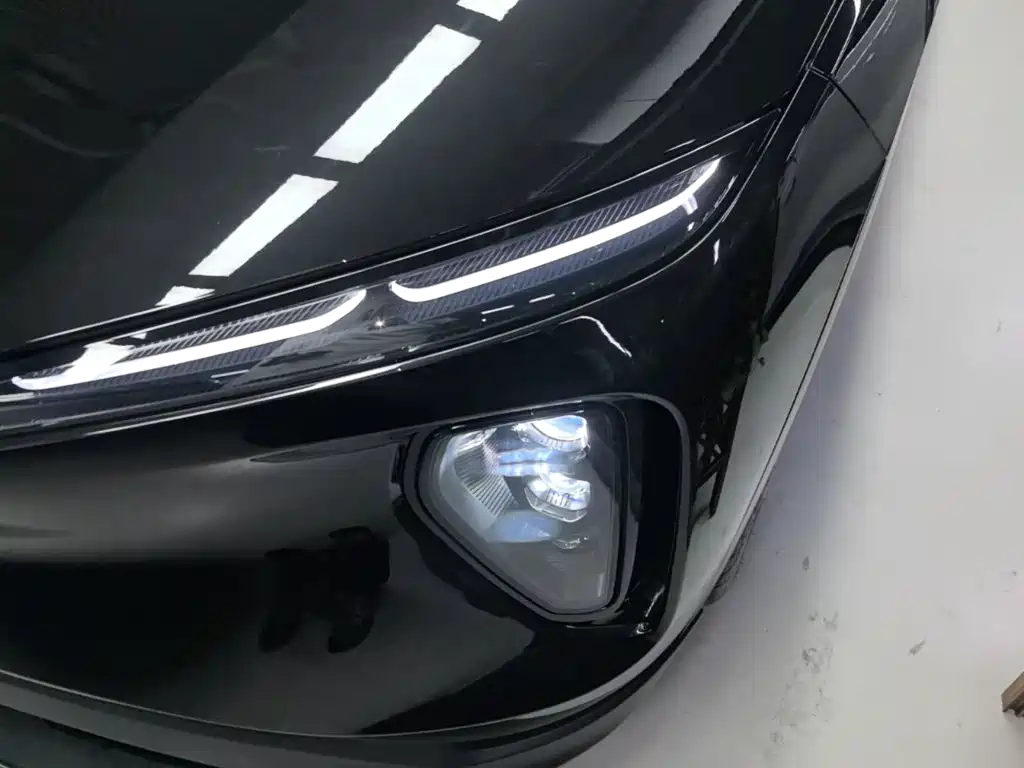 NIO ES6 — миниатюра 24