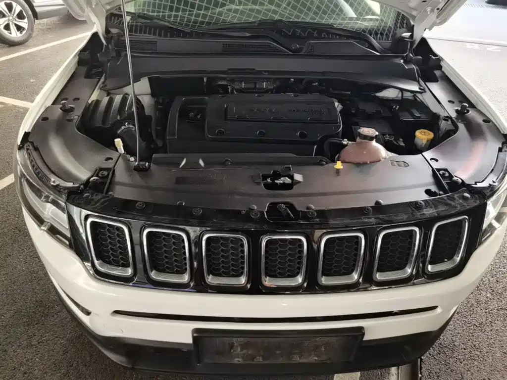Jeep Compass — миниатюра 20