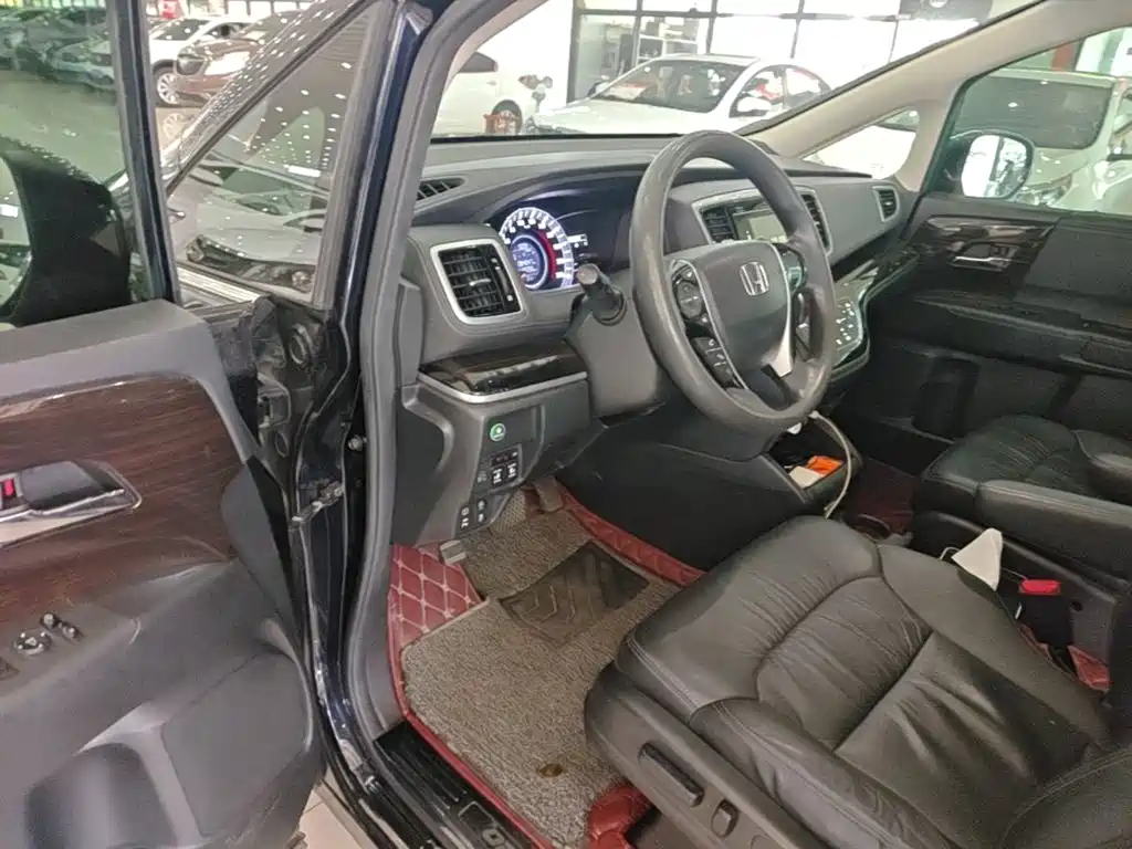 Honda Odyssey — миниатюра 16