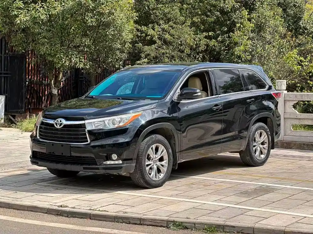Toyota Highlander — миниатюра 3