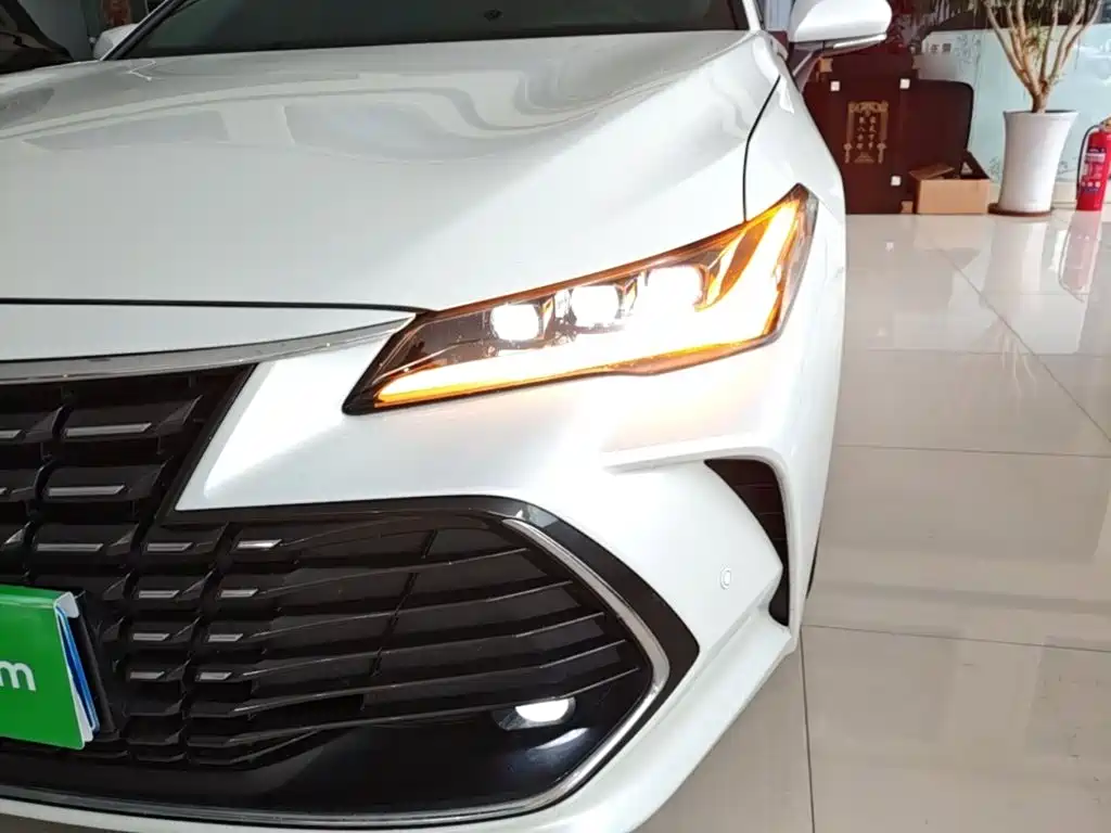 Toyota Avalon — миниатюра 24