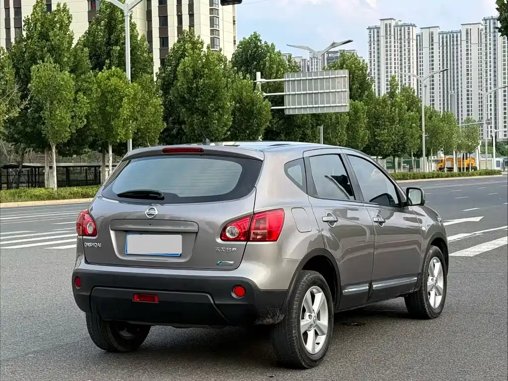 Nissan Qashqai 2.0XV Thunder CVT 2WD, фото 9