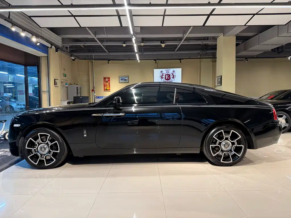 ROLLS-ROYCE PHANTOM