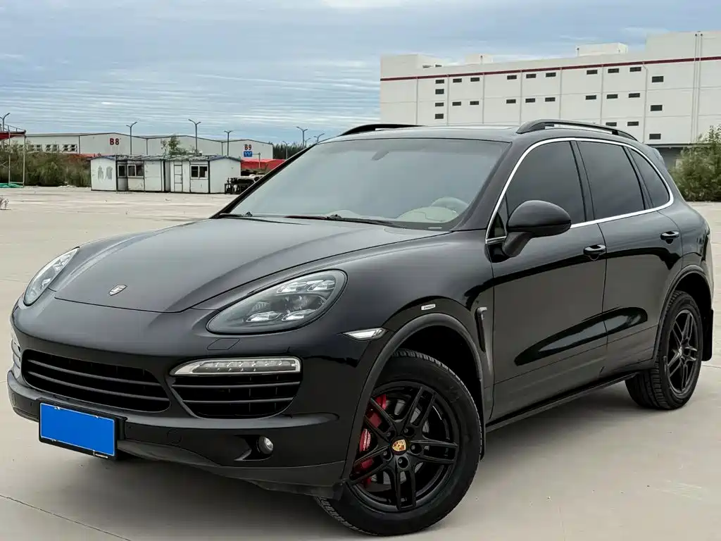 Porsche Cayenne — миниатюра 2