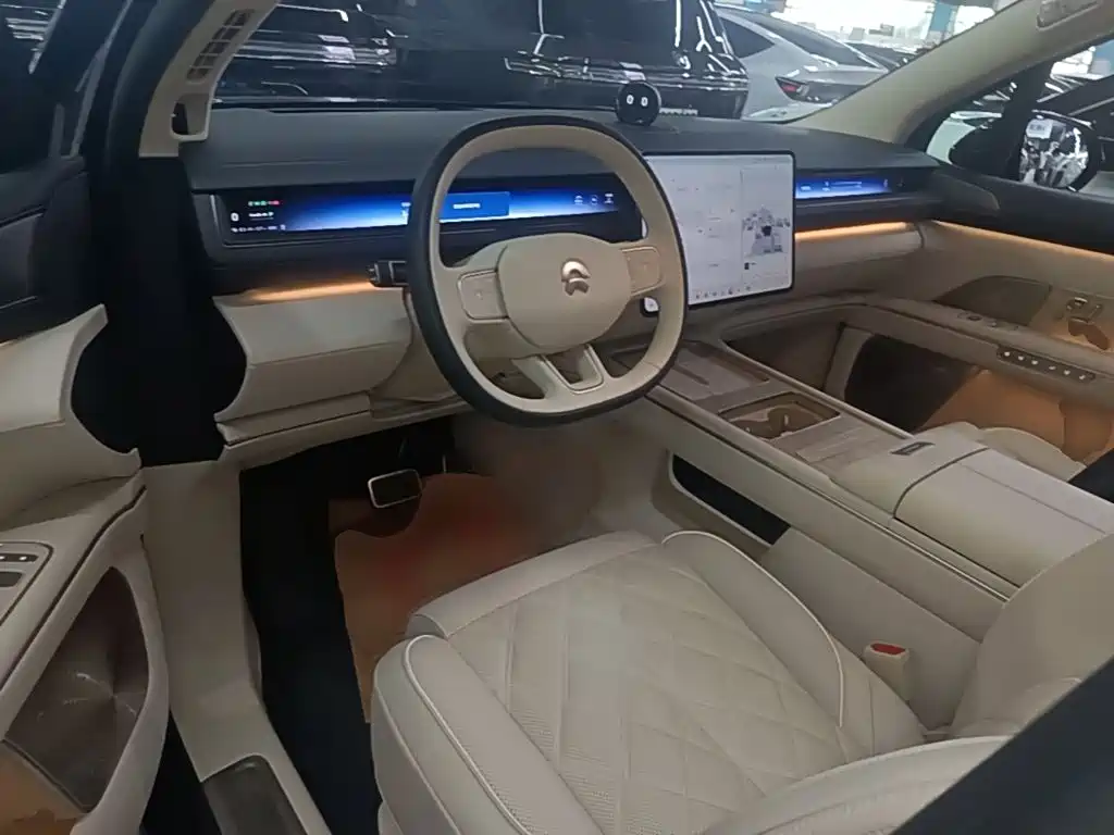 NIO ES8 — миниатюра 10
