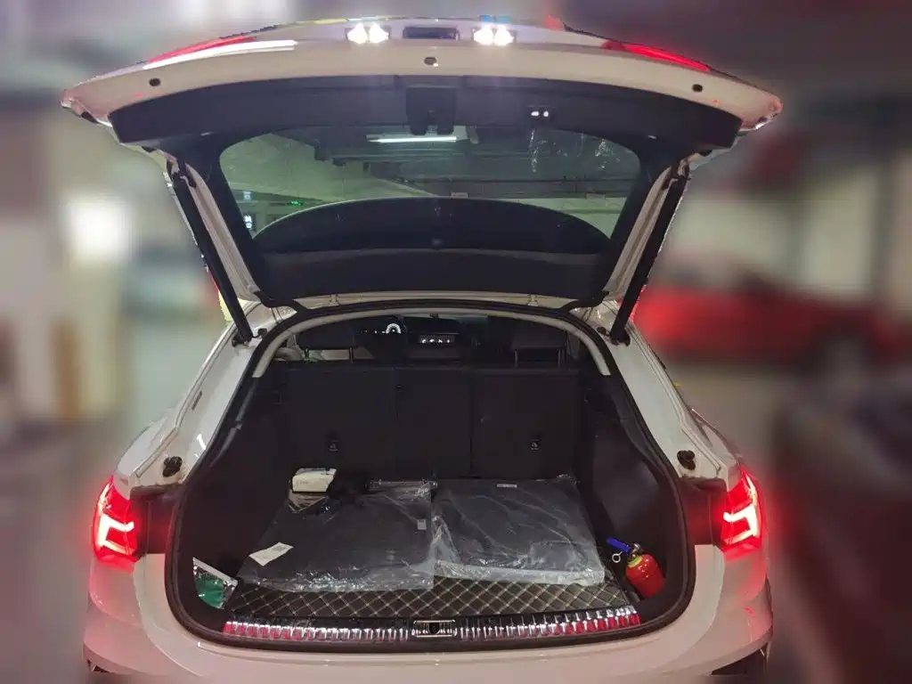 Audi Q3 Sportback — миниатюра 20