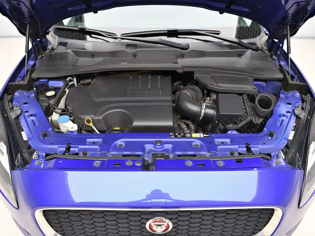 Jaguar E-PACE — миниатюра 9