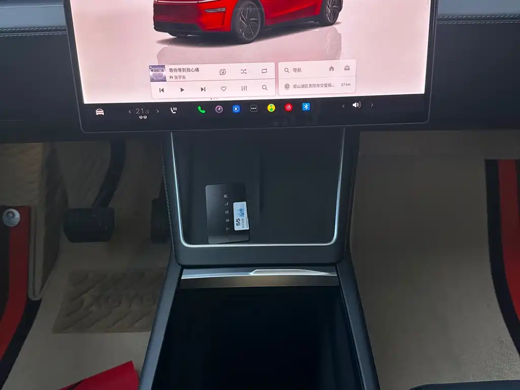 Tesla Model Y — миниатюра 24