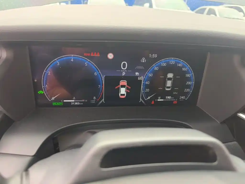 Toyota Camry — миниатюра 12