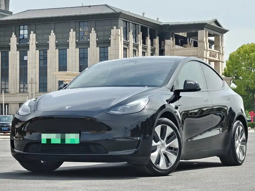 Tesla Model Y 2021