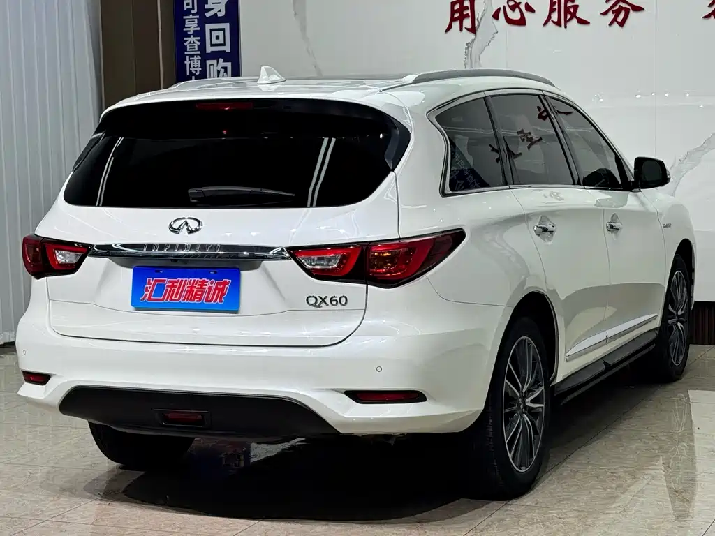 Infiniti QX60 (Import) — миниатюра 6