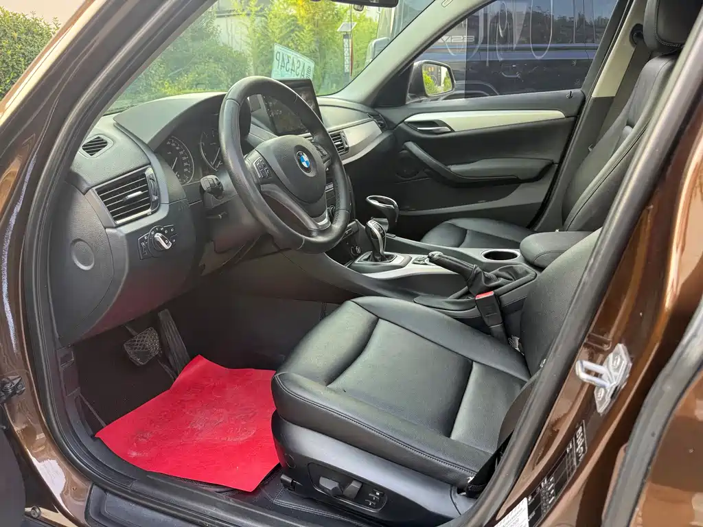 BMW X1 — миниатюра 4