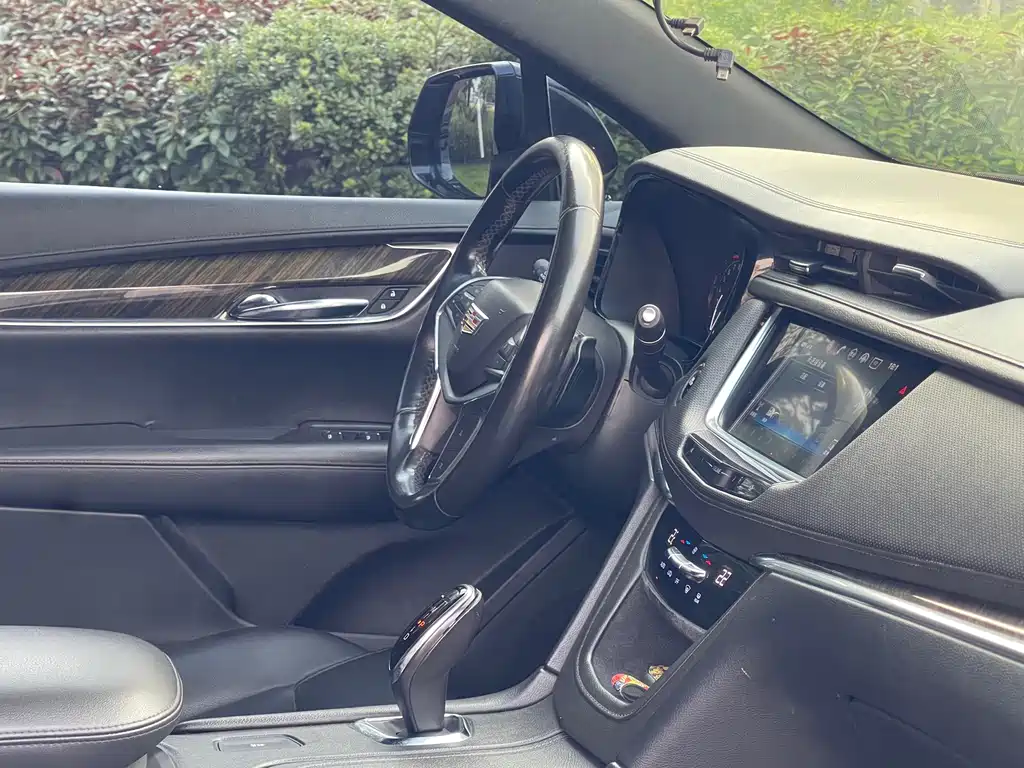 Cadillac XT5 — миниатюра 12