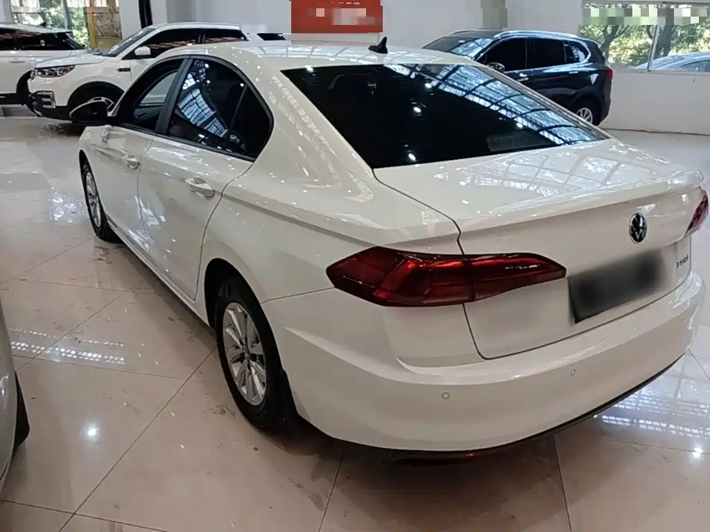 Volkswagen Bora — миниатюра 5