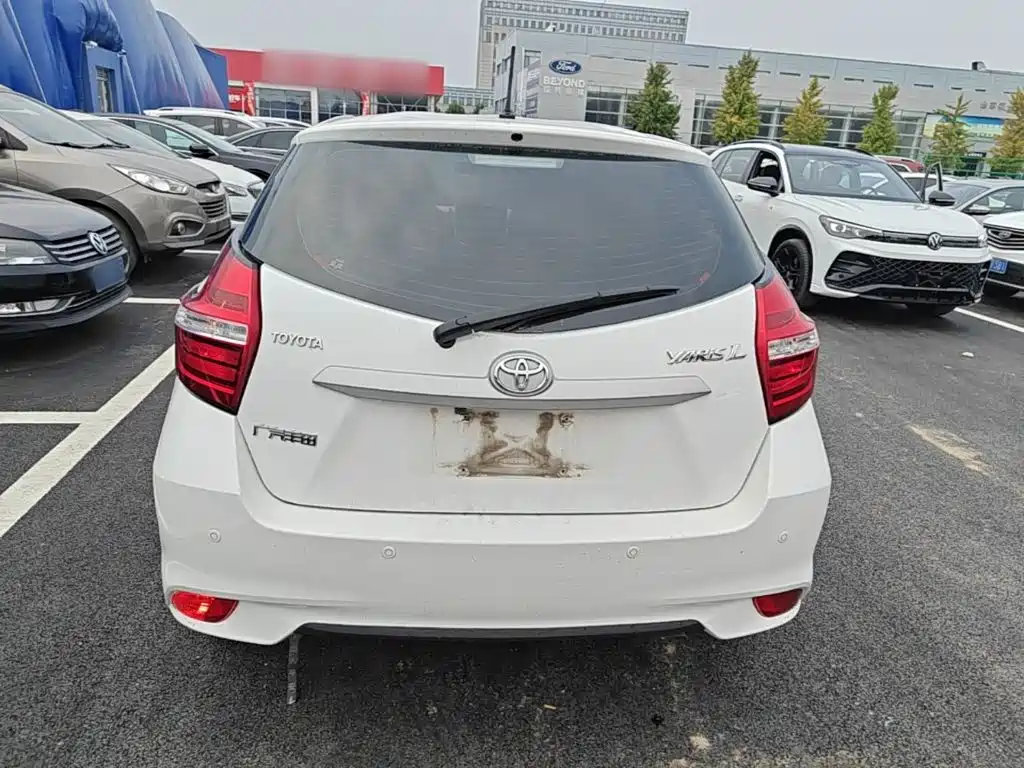 Toyota Yaris L — миниатюра 6