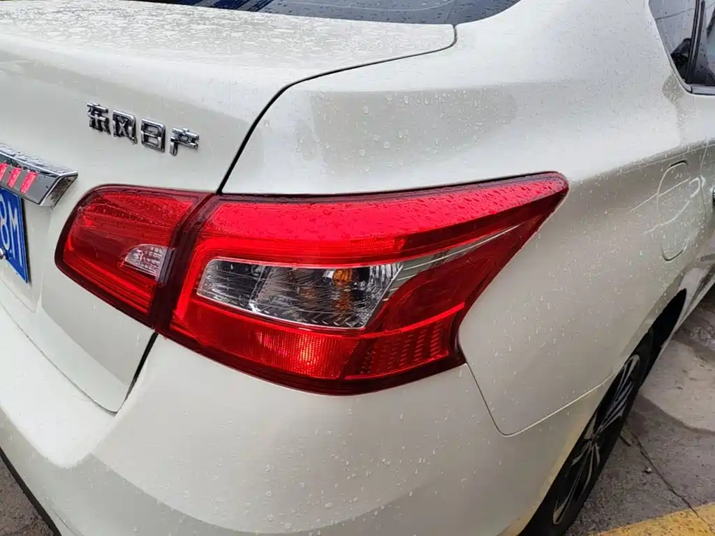 Nissan Sylphy — миниатюра 8