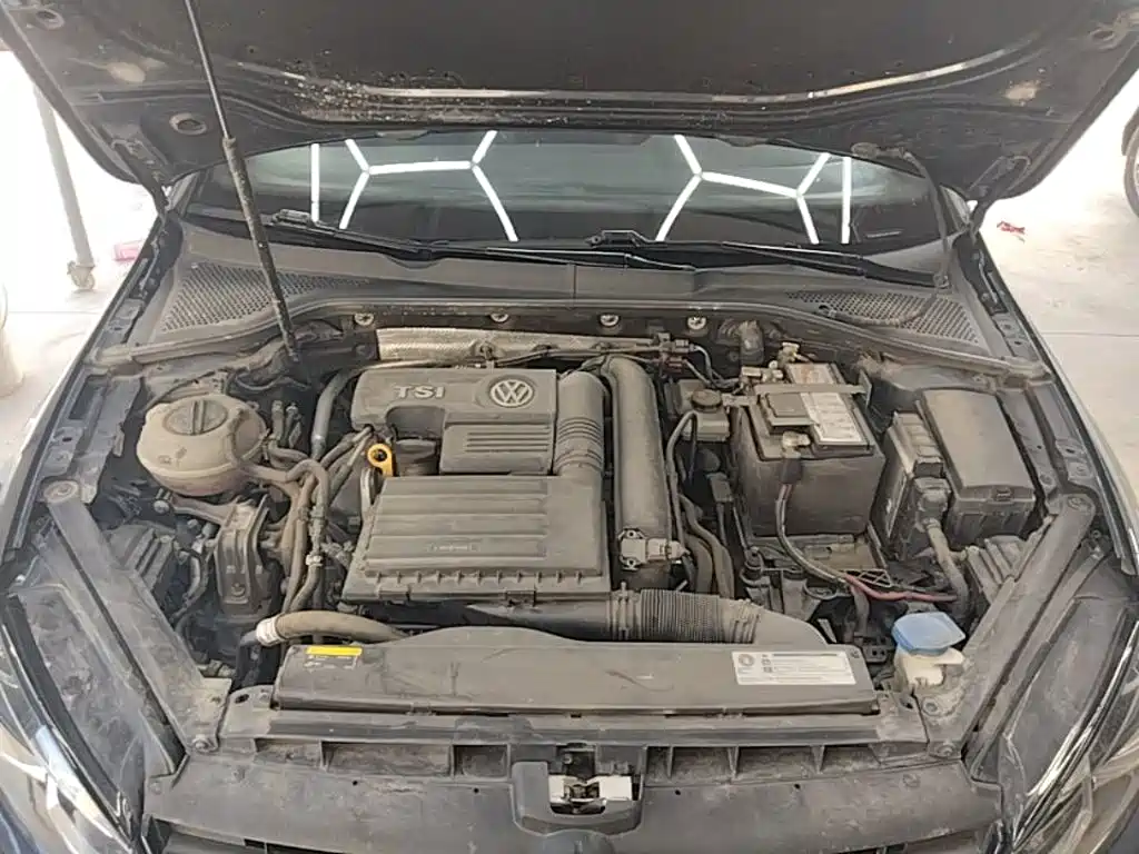 Volkswagen Golf — миниатюра 20