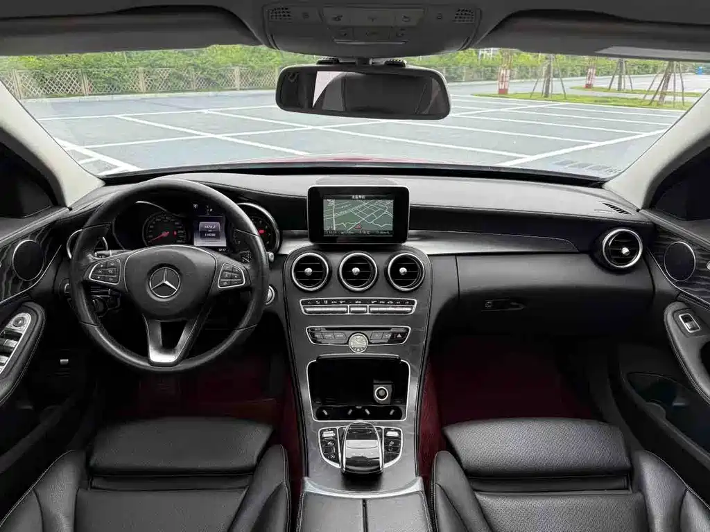 Mercedes-Benz C-Class — миниатюра 8