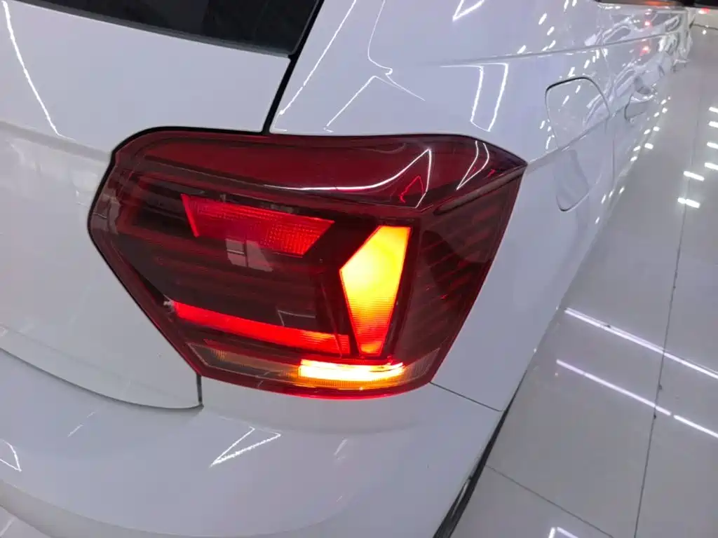 Volkswagen Polo — миниатюра 8