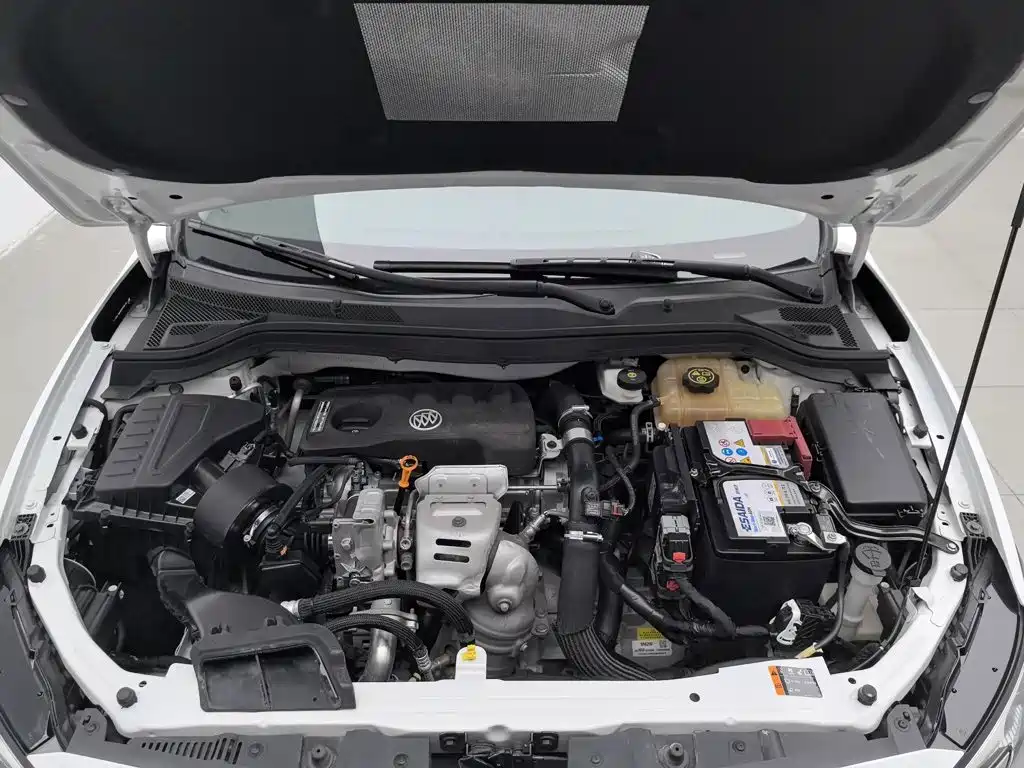 Buick Excelle — миниатюра 6