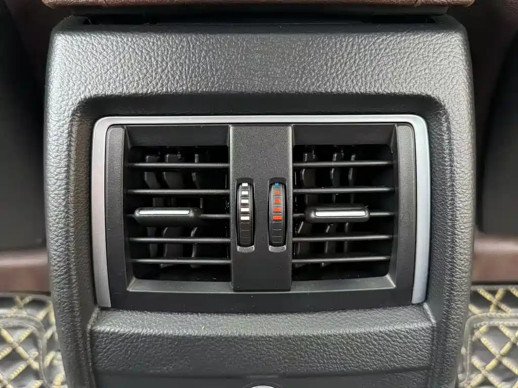 BMW 3 Series — миниатюра 19