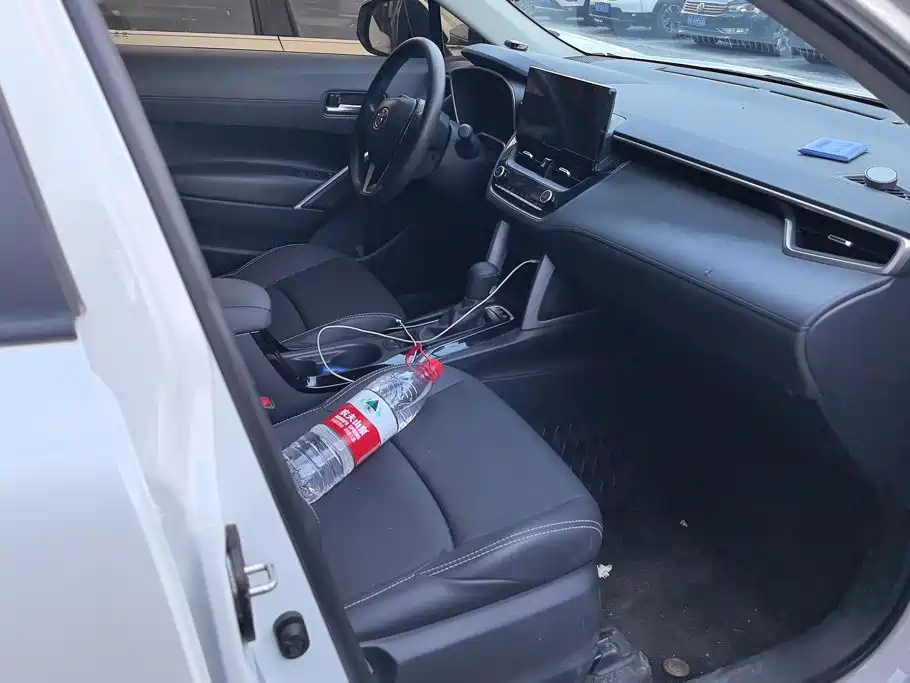 Toyota Frontlander — миниатюра 8