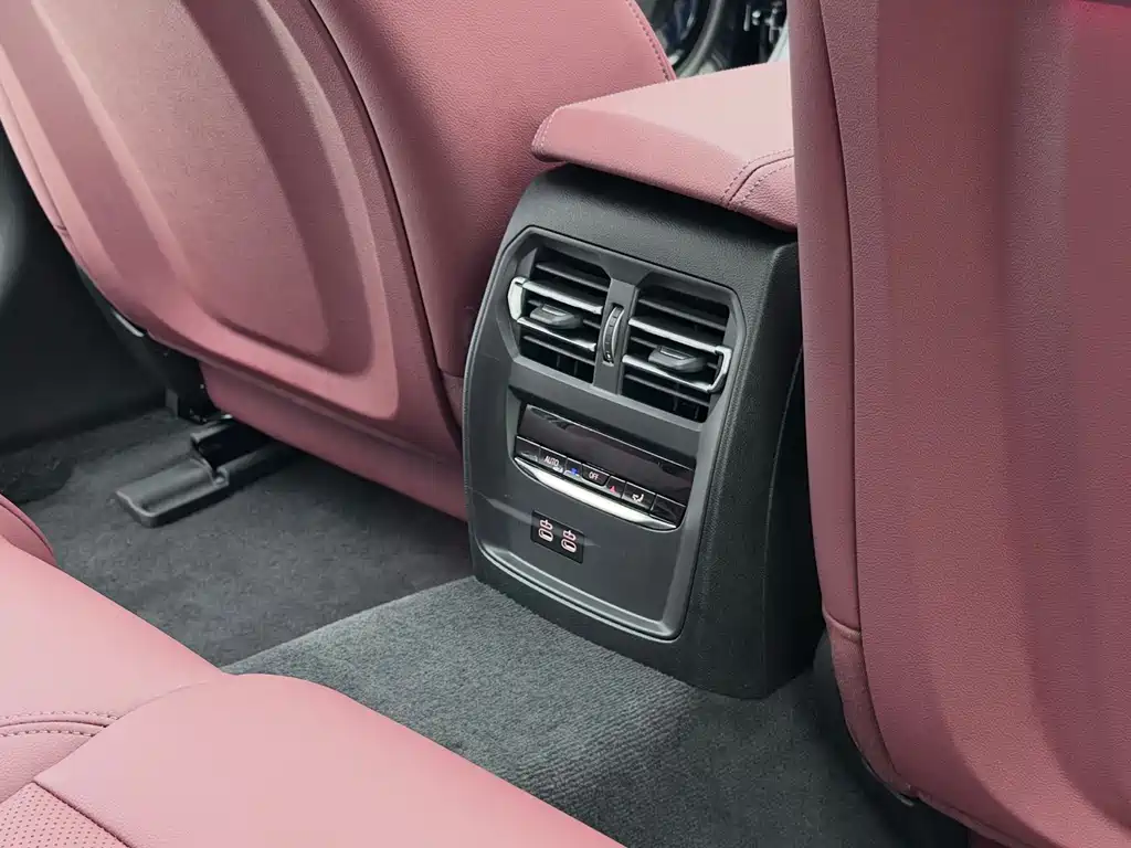 BMW i3 — миниатюра 14