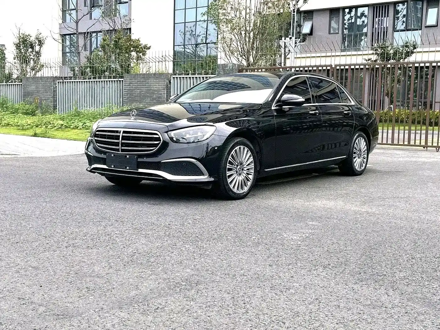 奔驰E级 2022款 E 300 L 豪华型 2022