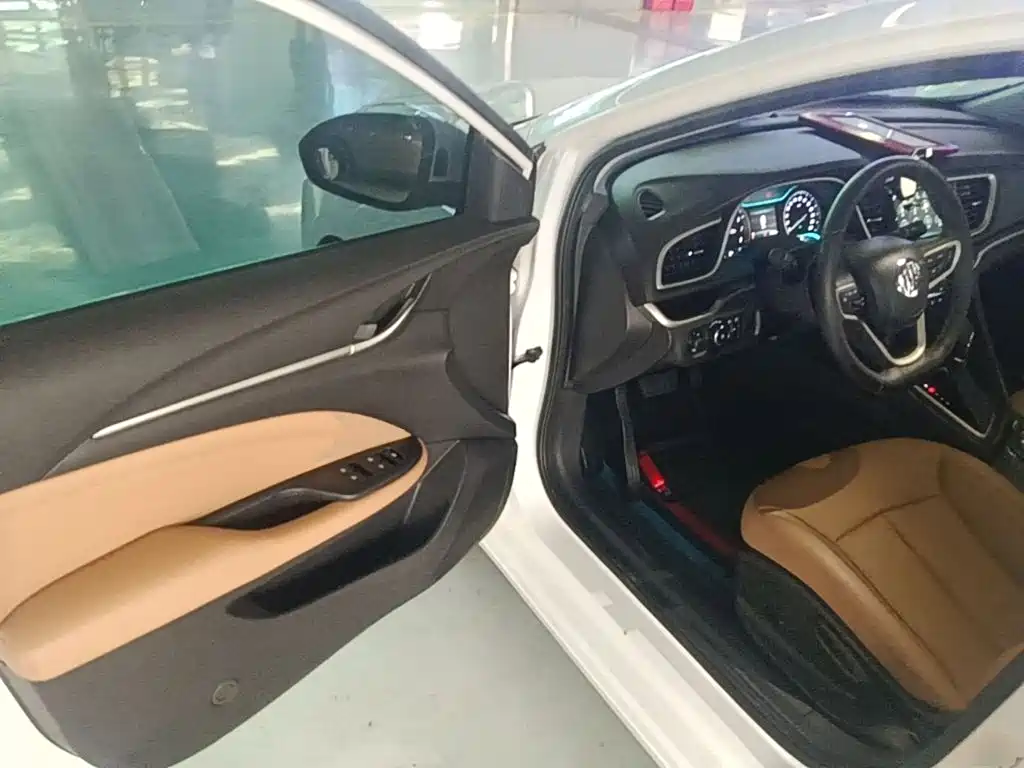 Buick Excelle — миниатюра 16