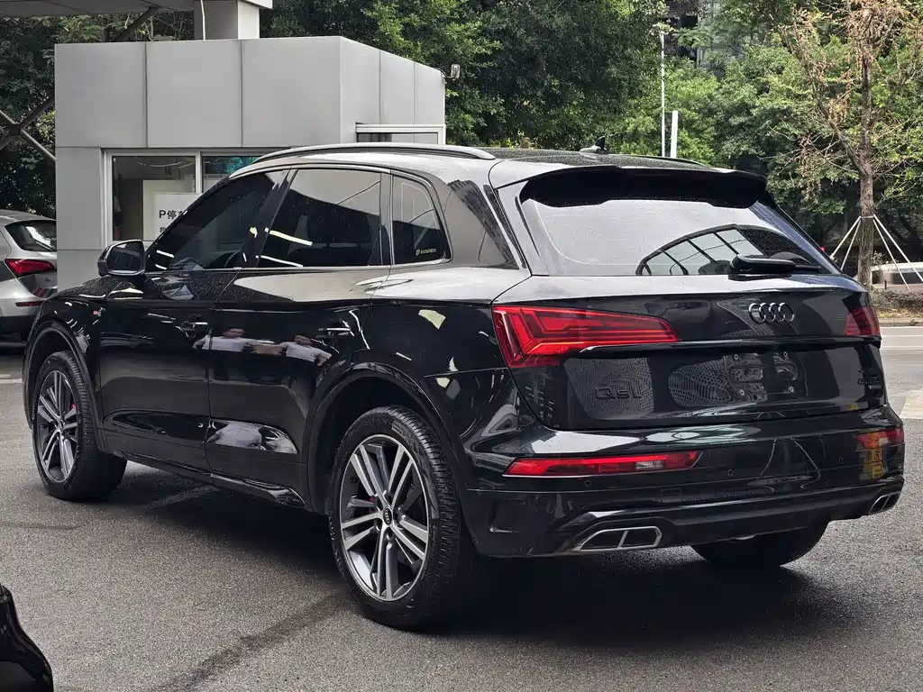 Audi Q5L 2022 40T Luxury