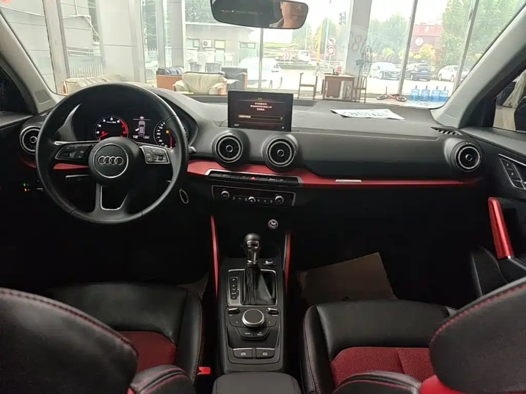 Audi Q2L — миниатюра 10