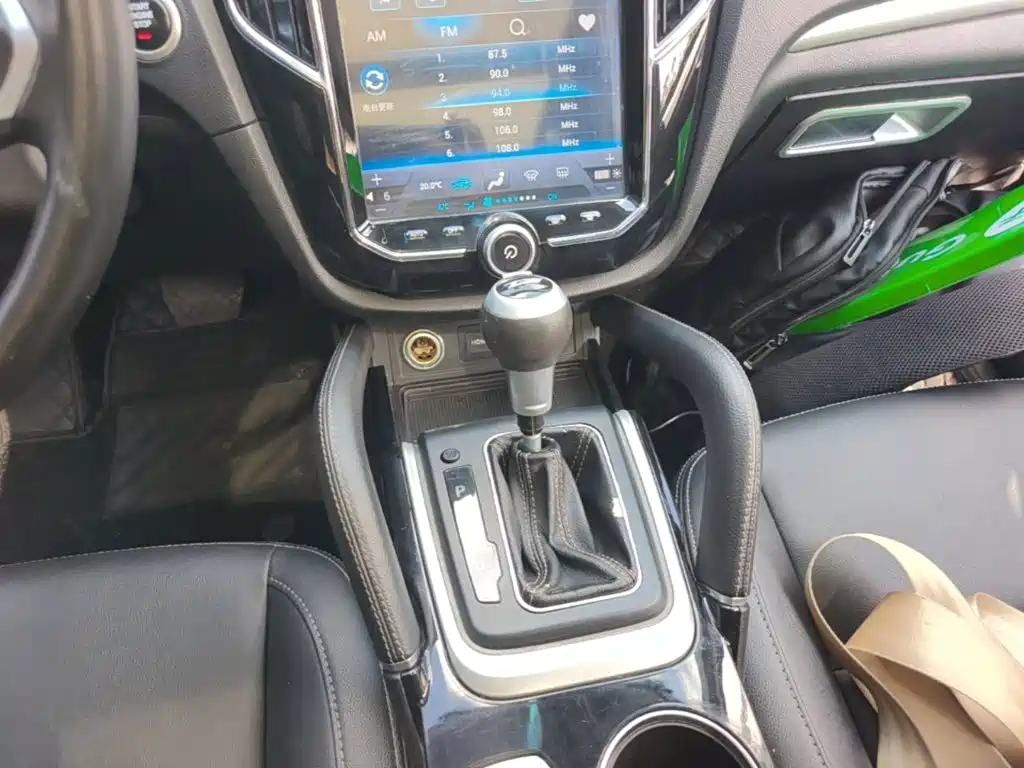 Zotye Zotye SR7 — миниатюра 14
