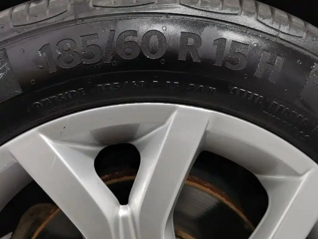 Volkswagen up! — миниатюра 24