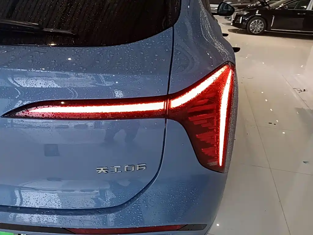 Hongqi Hongqi Tiangong 06 — миниатюра 8
