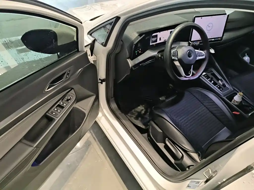 Volkswagen Golf — миниатюра 16
