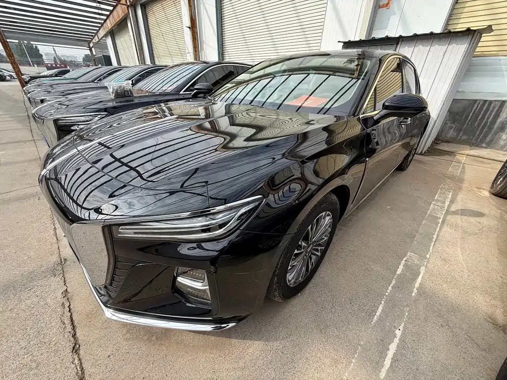 Hongqi Hongqi H5 — миниатюра 3
