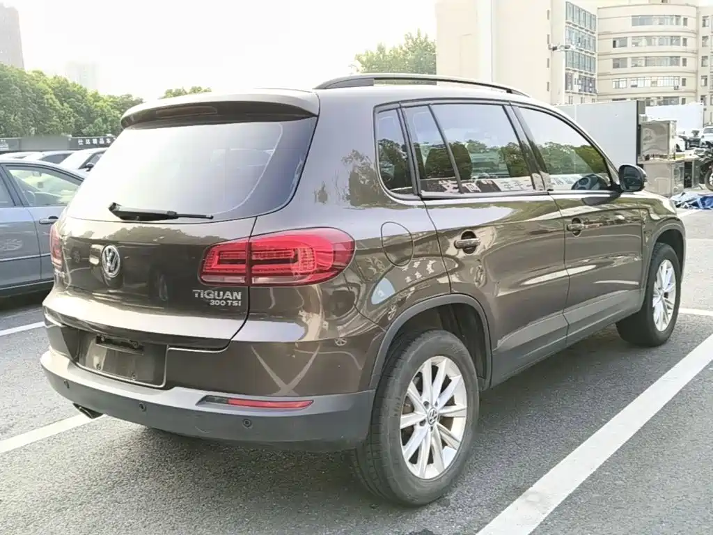 Volkswagen Tiguan — миниатюра 7