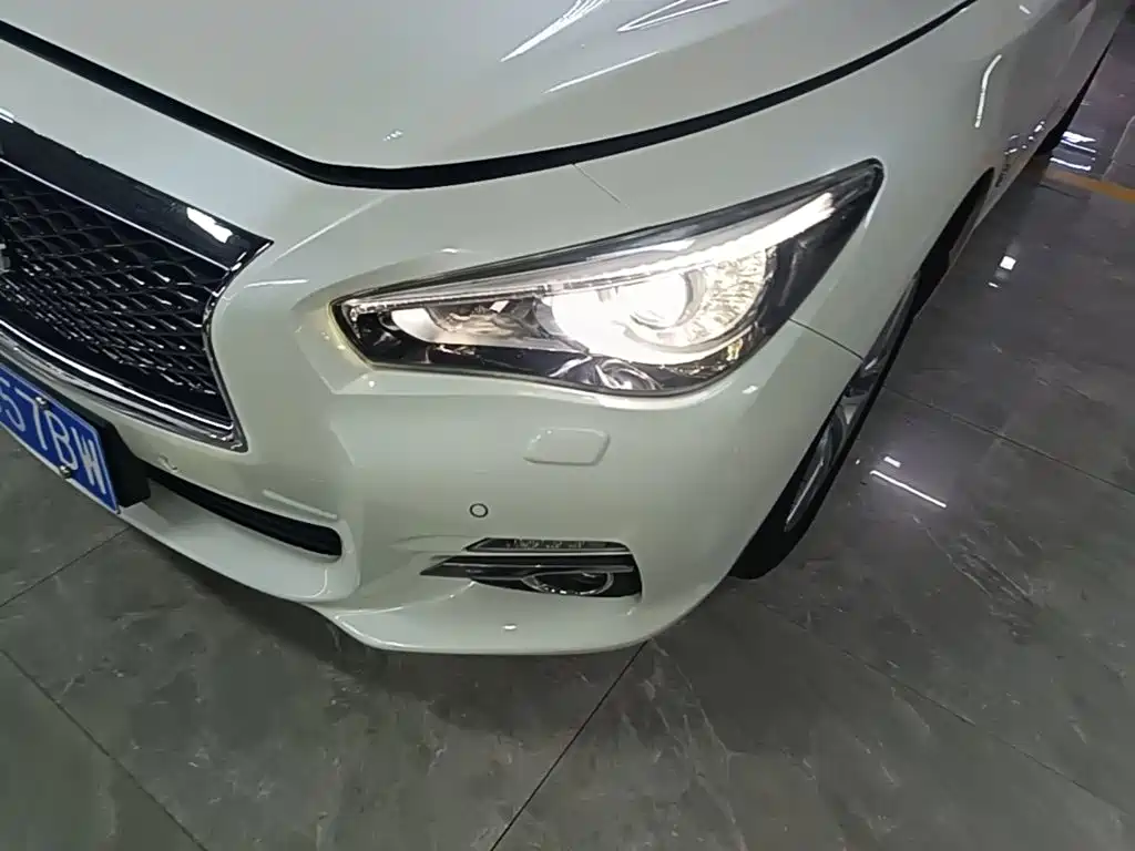 Infiniti Q50L — миниатюра 24