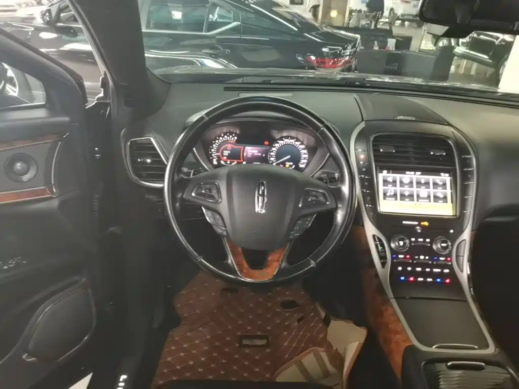 Lincoln MKX — миниатюра 11