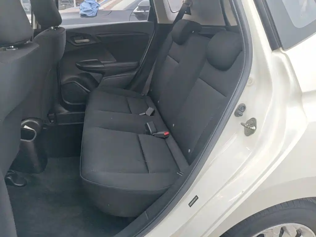 Honda Fit — миниатюра 17