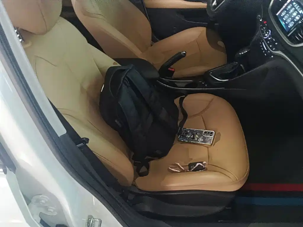 Buick Excelle — миниатюра 25