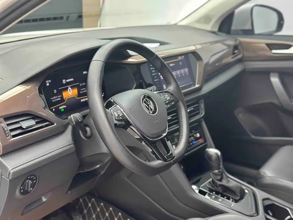Volkswagen Tharu — миниатюра 25