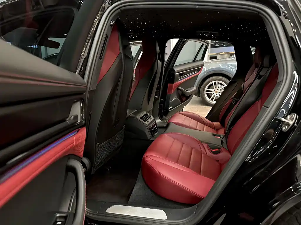 Porsche Panamera — миниатюра 7