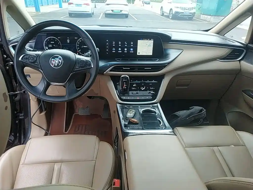 Buick GL8 — миниатюра 10