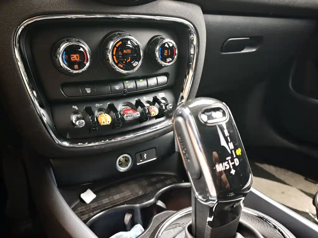 MINI Mini Clubman — миниатюра 14