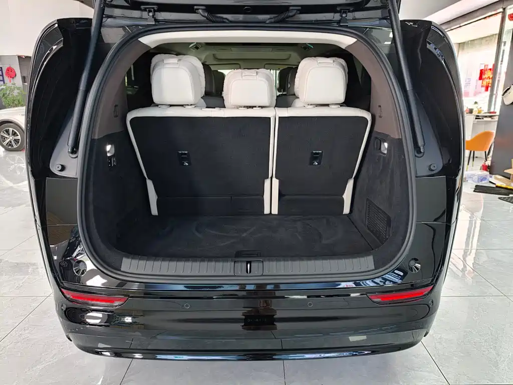 Li Auto Li MEGA — миниатюра 28