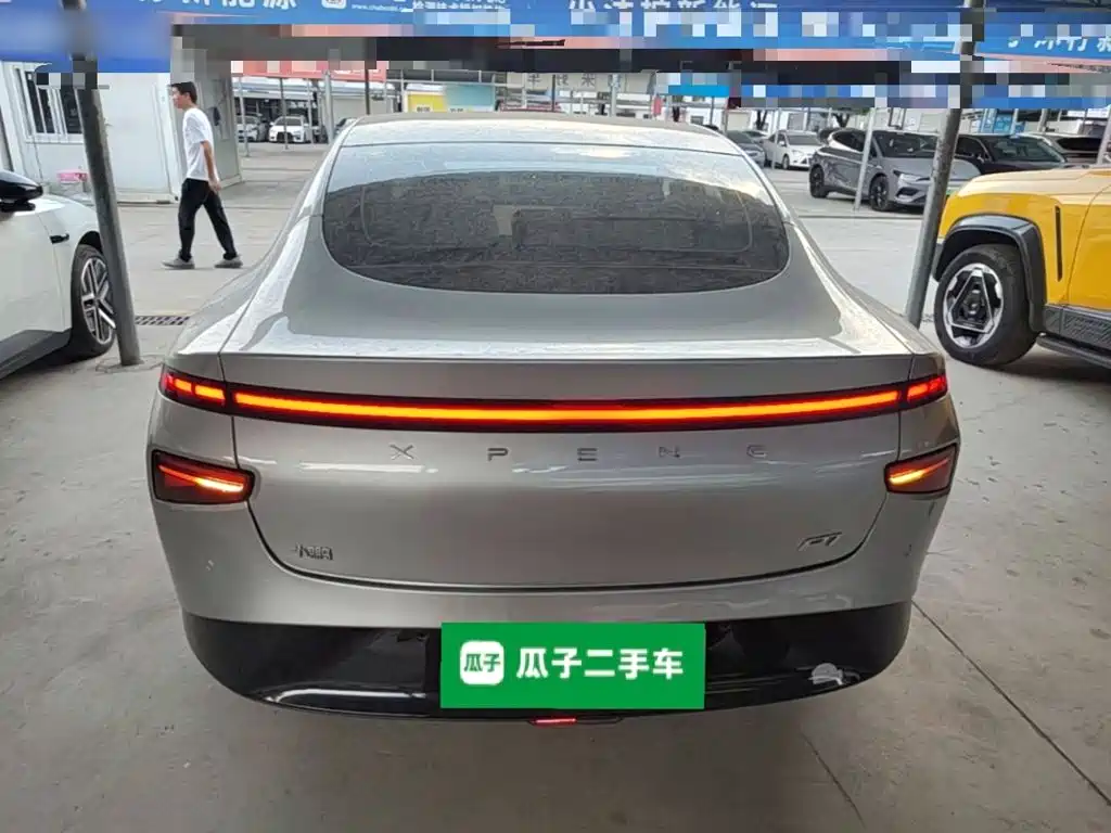 XPeng P7 — миниатюра 6