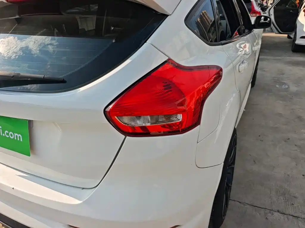 Ford Focus — миниатюра 8