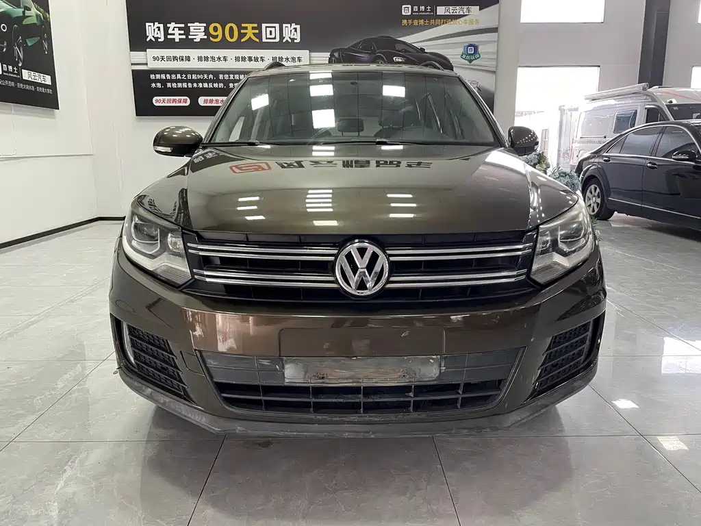 Volkswagen Tiguan — миниатюра 2